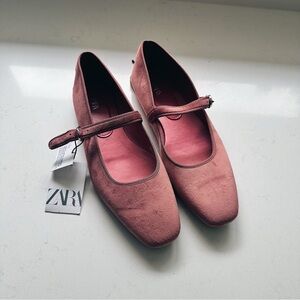 BRAND NEW - Zara Pink Flats - Size 11